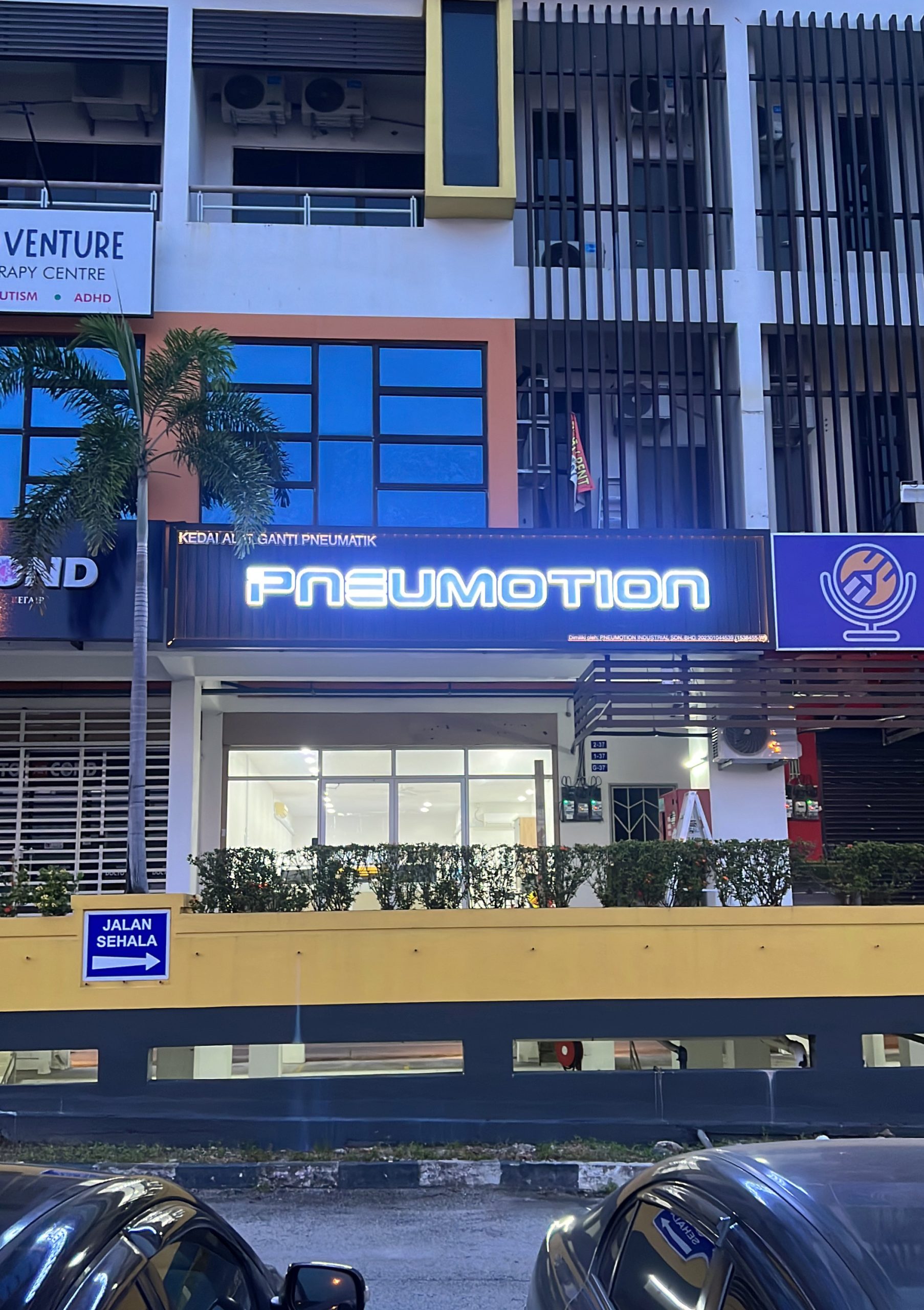 Pneumotion New Office